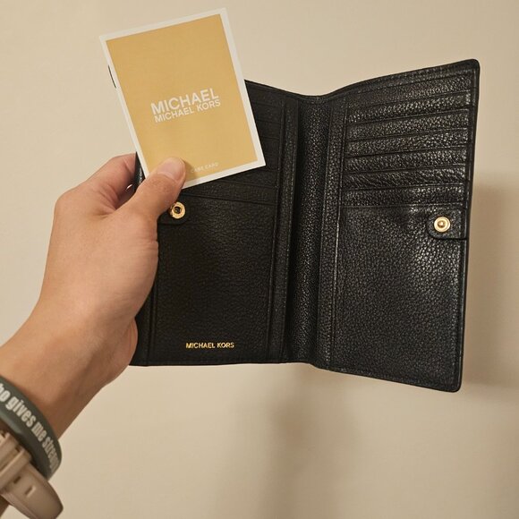 Brand new MK Wallet - Picture 4 of 4